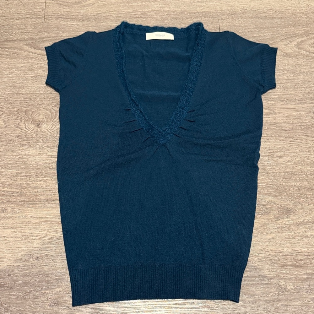 Tenax Blue V-Neck Short Sleeve Top